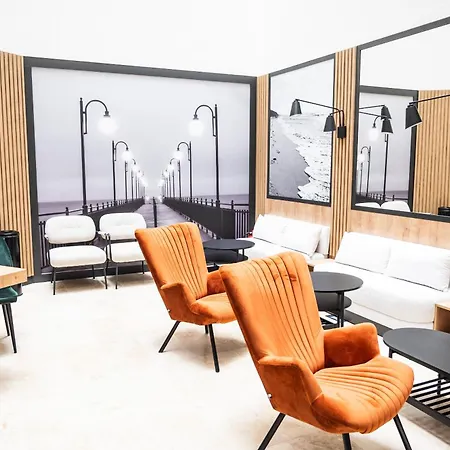 Baltic Waves A323 ミエンジズドロイェ